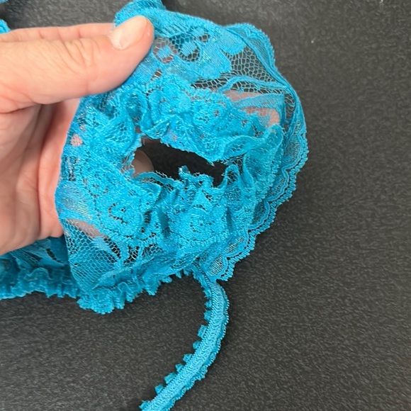 Frederick's of Hollywood Blue Lace Bra Intimates & Sleepwear 90’s - Picture 2 of 2